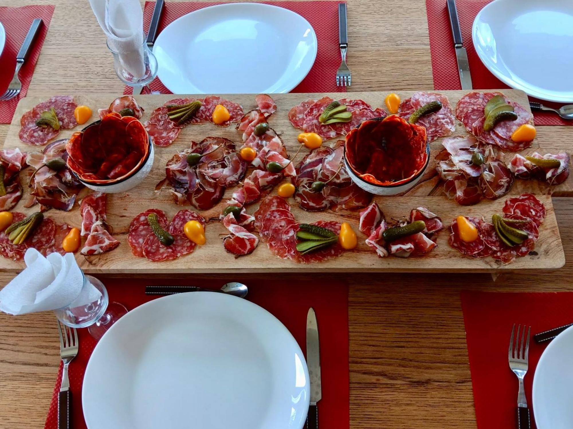 Bed and Breakfast Domaine Valenquercy Cazillac Esterno foto