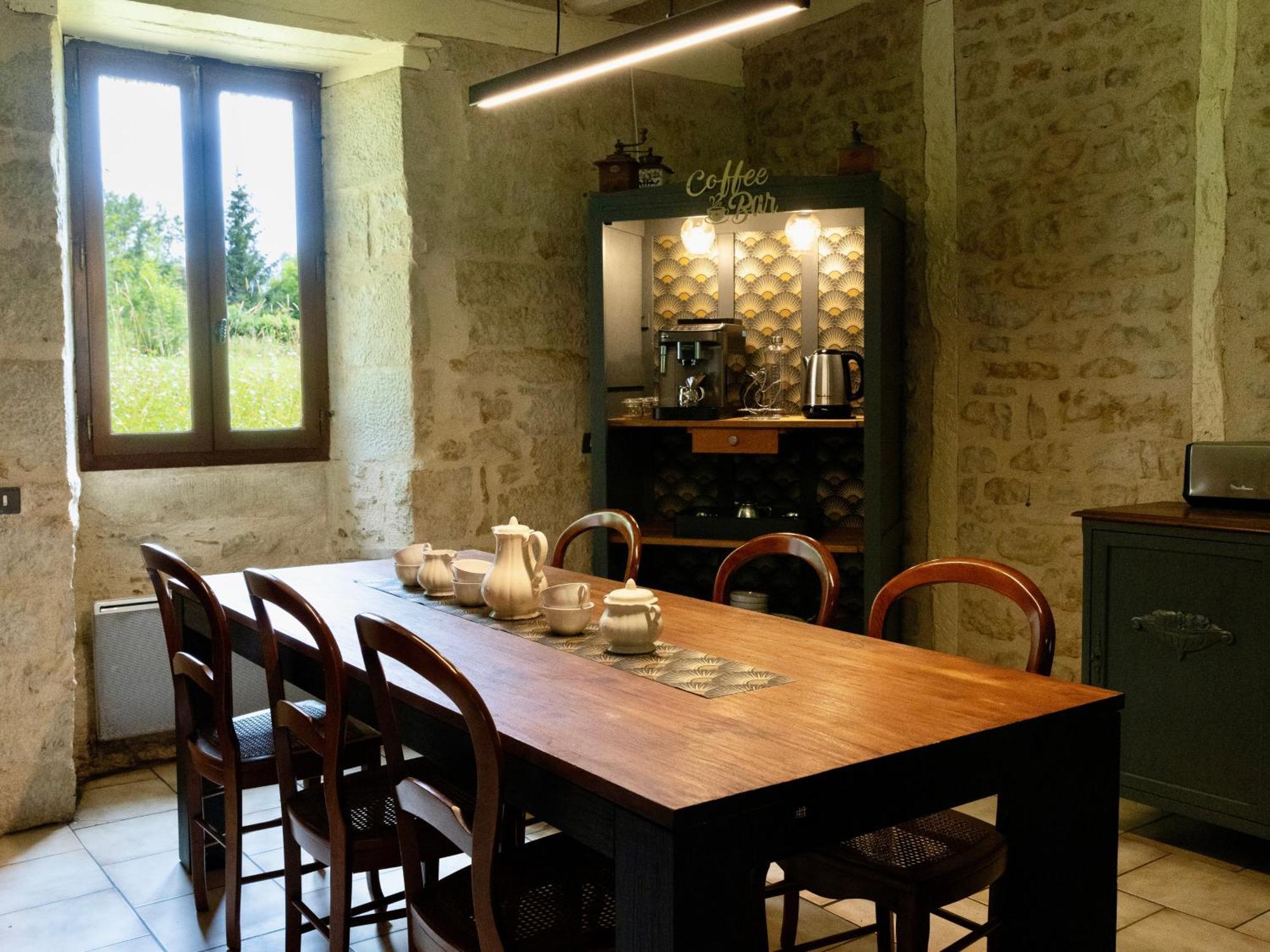 Bed and Breakfast Domaine Valenquercy Cazillac Esterno foto